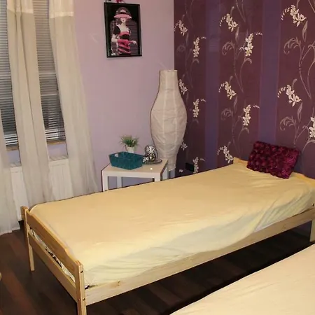 Zimmervermietung Homestay szállás *